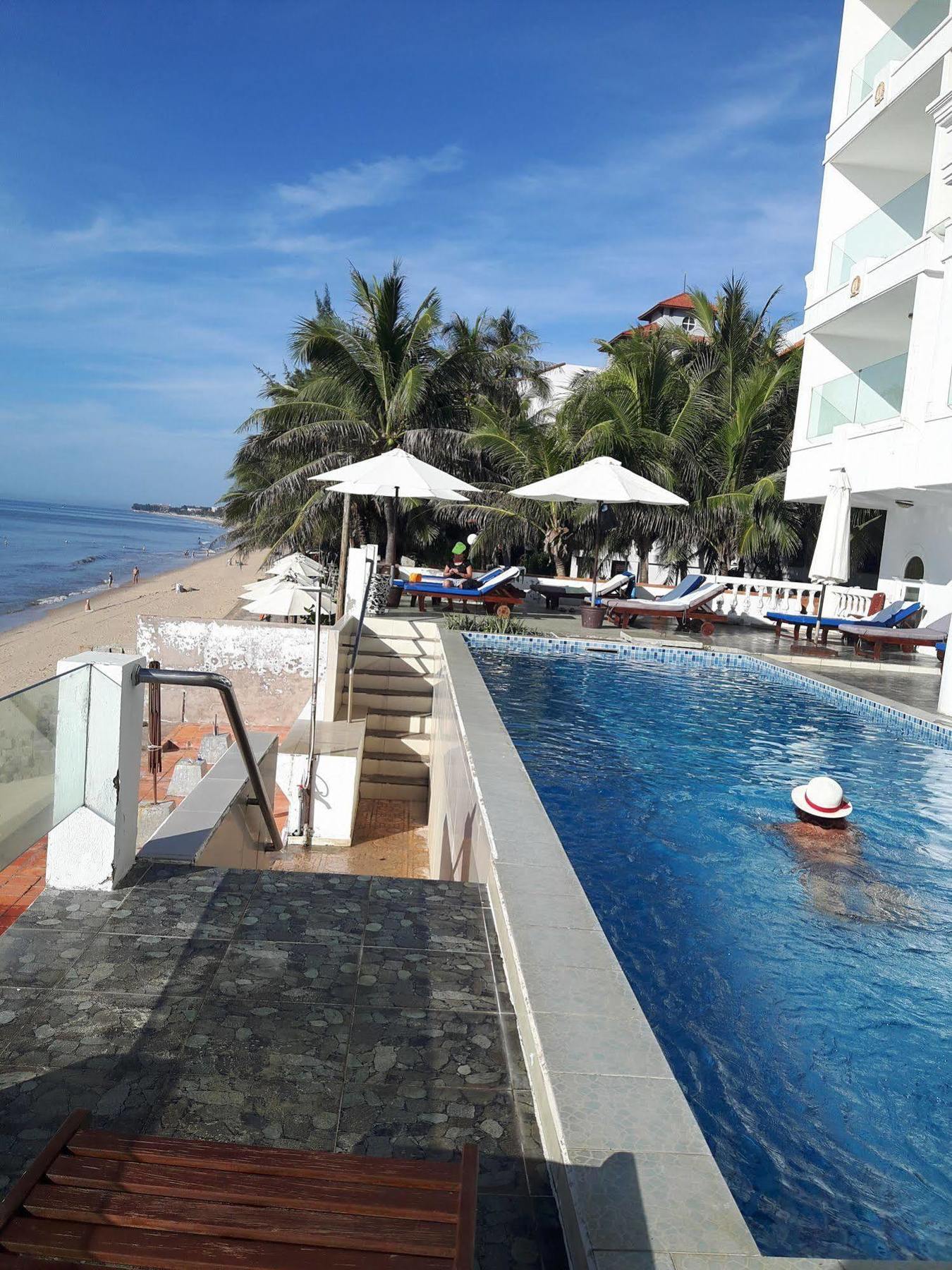 Ocean Front Hotel Phan Thiet Dış mekan fotoğraf